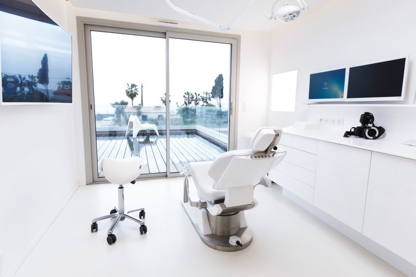 White Dental Studio